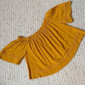 🌻 NWT EXPRESS WOMENS SIZE XS GOLDEN YELLOW COLD SHOULDER CROP TOP